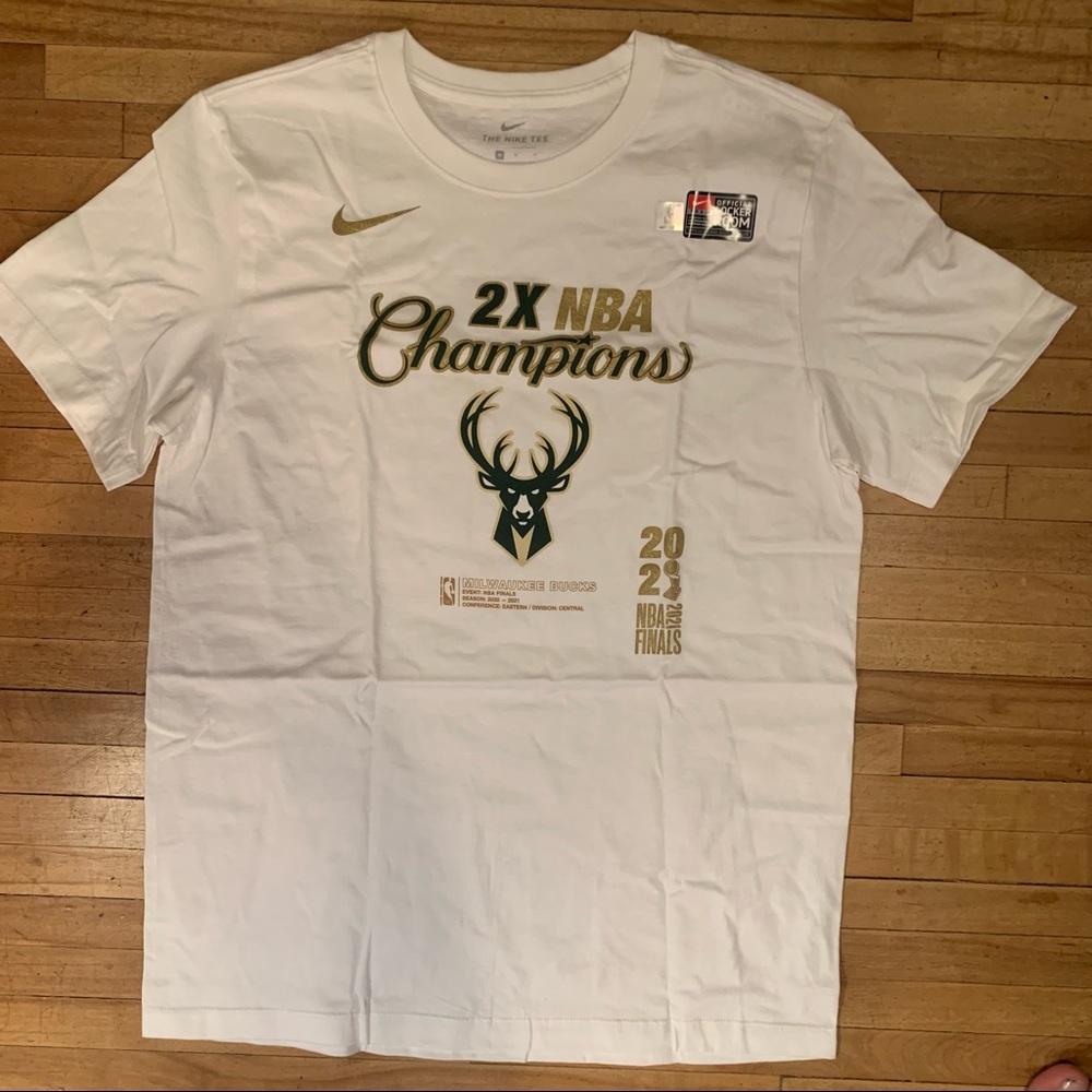 MEN'S NIKE MILWAUKEE BUCKS 2021 CHAMPIONSHIP LOCKER ROOM TEE SHIRT Size M-3XL